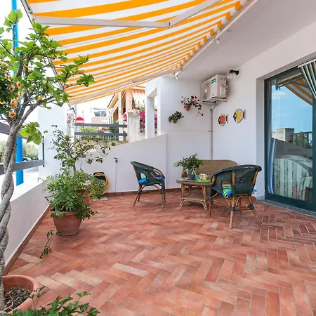 Folia Apartment *